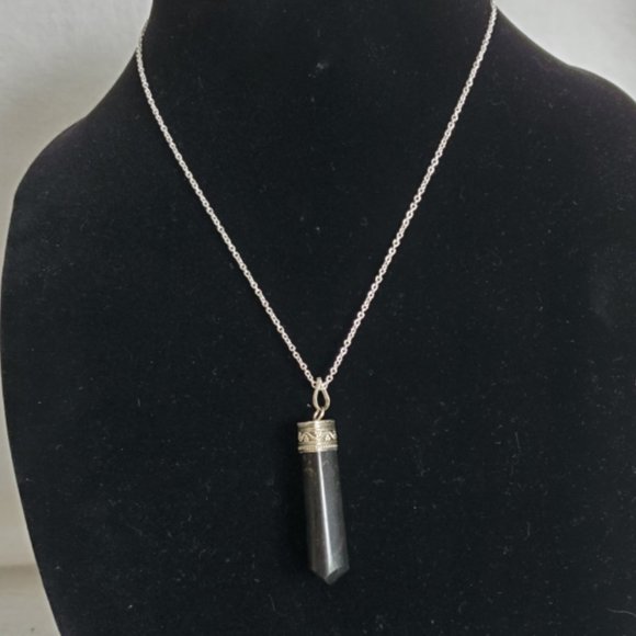 Natural Agate Crystal Necklace - Picture 1 of 4